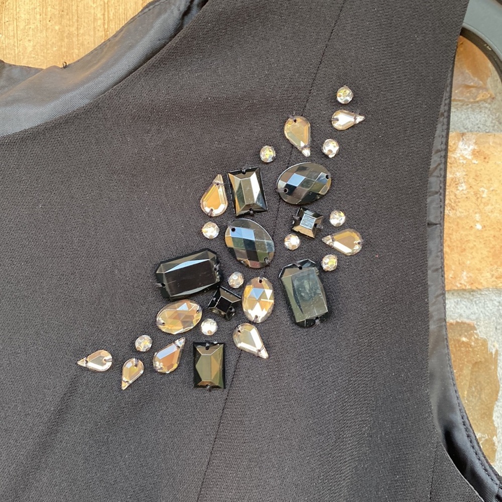 Size 8P, Black Evan Picone, sleeveless dress with beading. - Picture 2 of 5